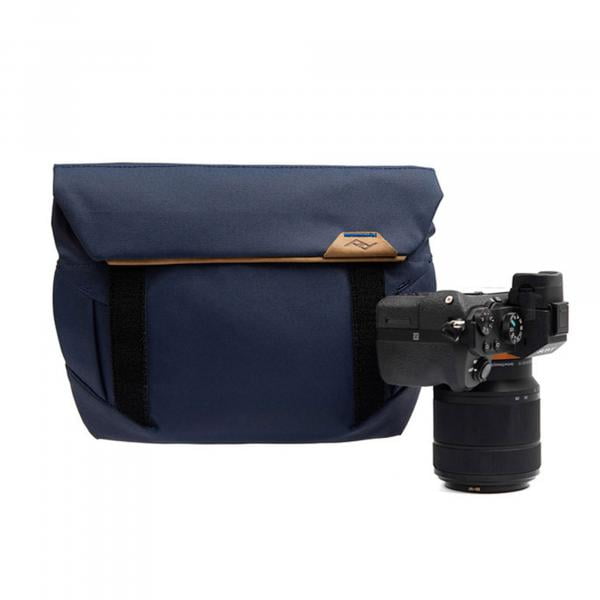 Peak Design Field Pouch V2
