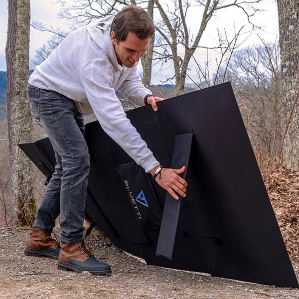 BLUETTI EB70 Powerstation Solar 350W Bundle