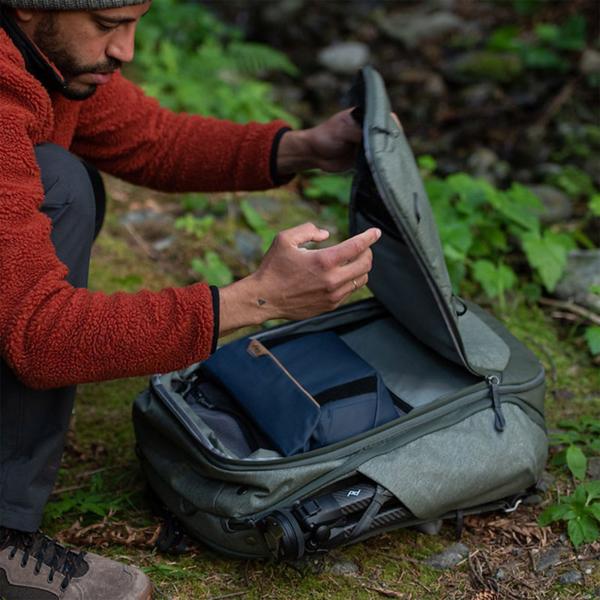 Peak Design Field Pouch V2